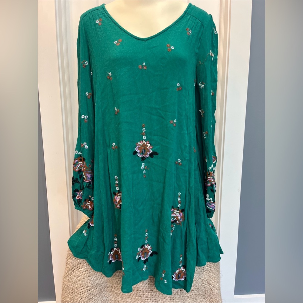 FREE PEOPLE Oxford Mini Swing Dress Bubble Sleeve Embroidered Flowy Boho Size XS
